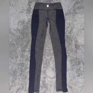 2/$40 Lululemon Virtue Energy Pants Women’s Size 4 Denim Graphite Coal 32”